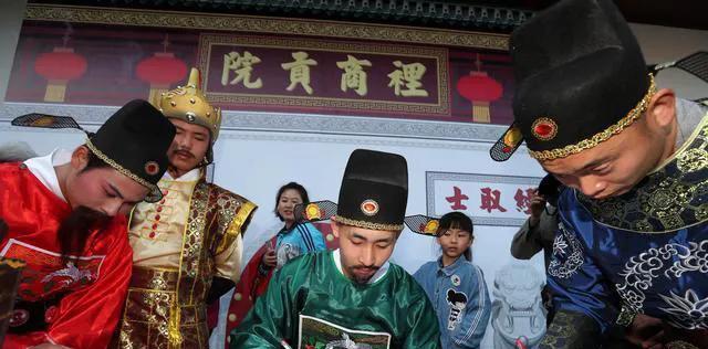 微信看图知成语进士答案大全：挑战你的成语水平