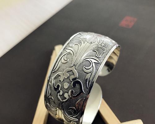 解锁侠客纹银情缘天赋的秘诀（纹银的喜好）
