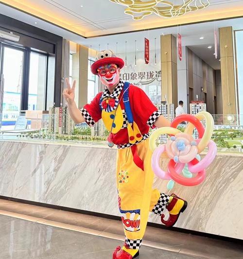 小丑答题活动如何参与？进入答题环节的正确步骤是什么？